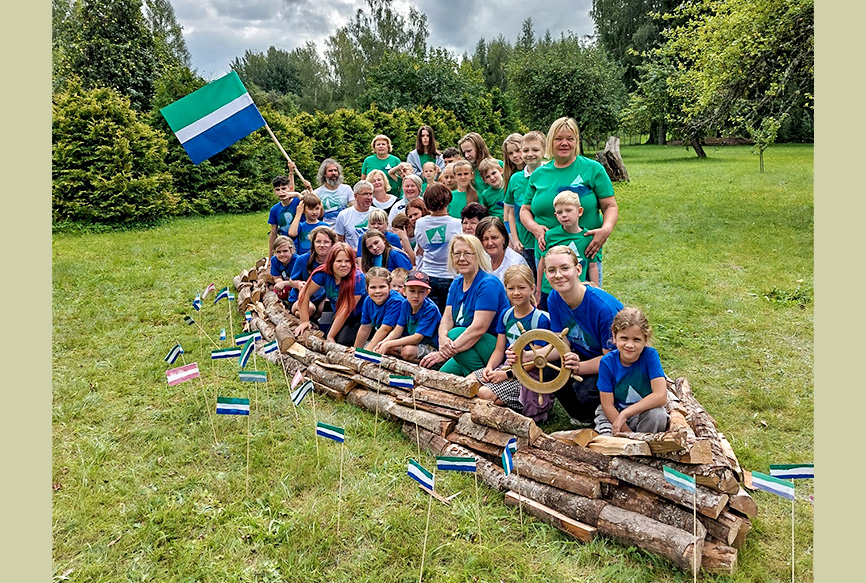 Alojas MMS audzēkņi nometnē izzināja lībisko