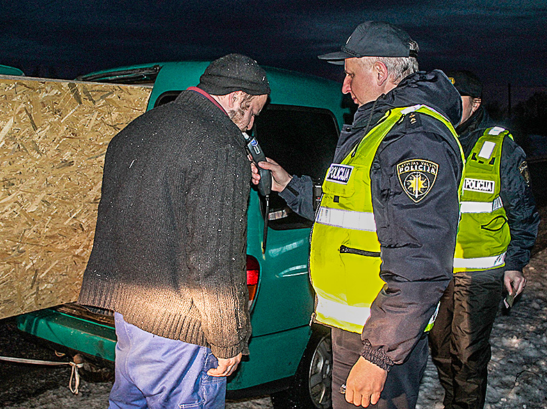 «Auseklis» reidā kopā ar ceļu policistiem