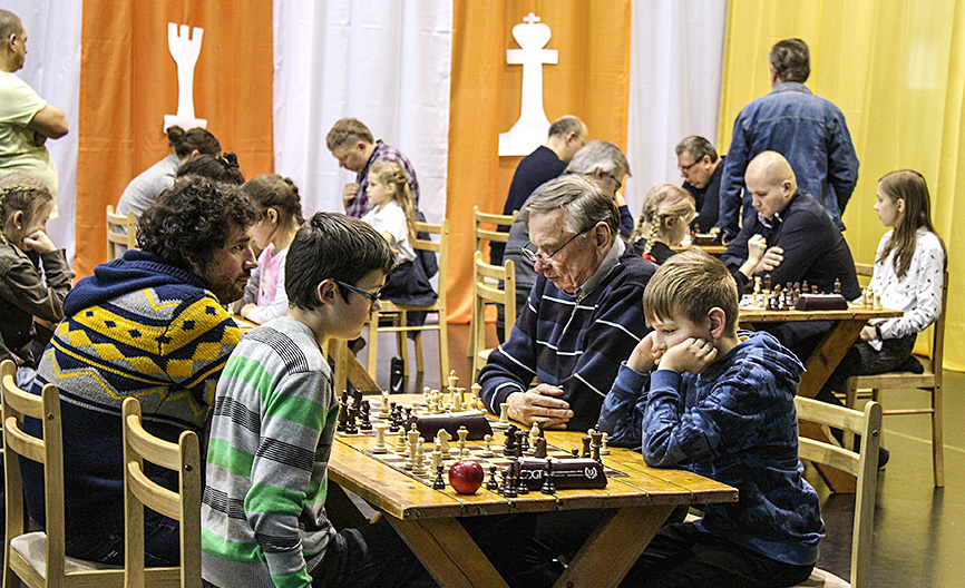 Emiļa Melngaiļa jubilejas turnīrs Vidrižos pulcēja spēcīgus šahistus