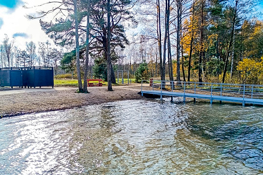 Izbūvēta jauna peldvieta pie Būšnieku ezera (Kurzeme)