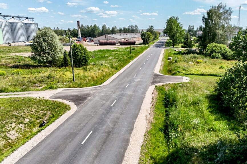 Veikta pārbūve pašvaldības ceļā «Rūjienas šoseja–Slaunes–Valkas šoseja» (Vidzeme)