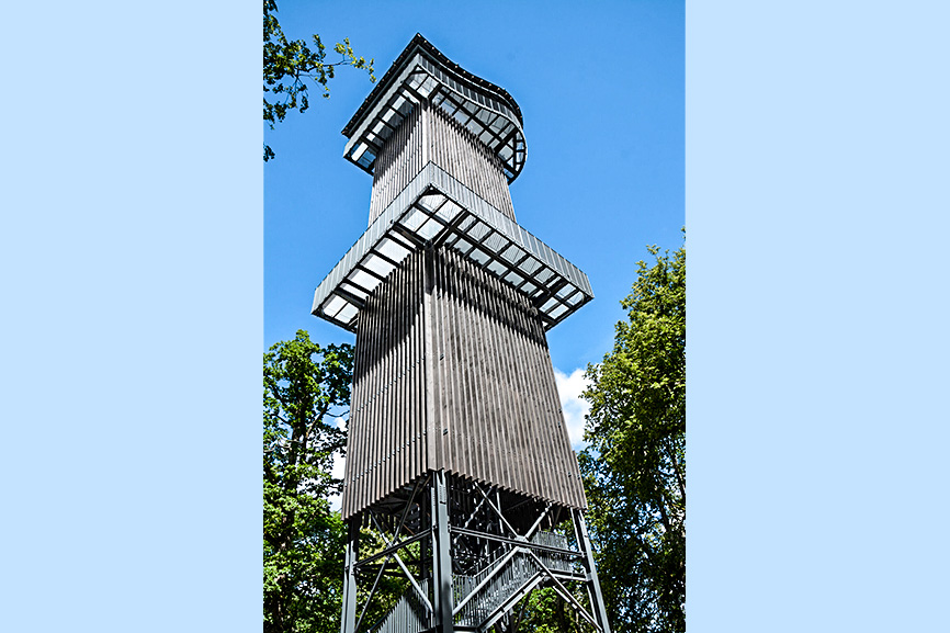 Zilākalnā atvērts jauns skatu tornis un Veselības taka (Vidzeme)