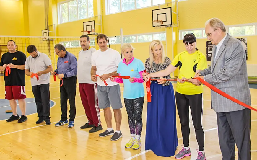 Pēc renovācijas atklāj Limbažu 3. vidusskolas sporta zāli