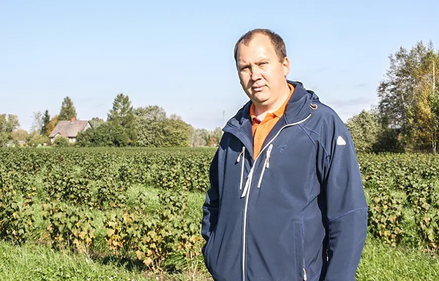 Viļķenes «Kalnlībieši» pārtop upeņdārzā