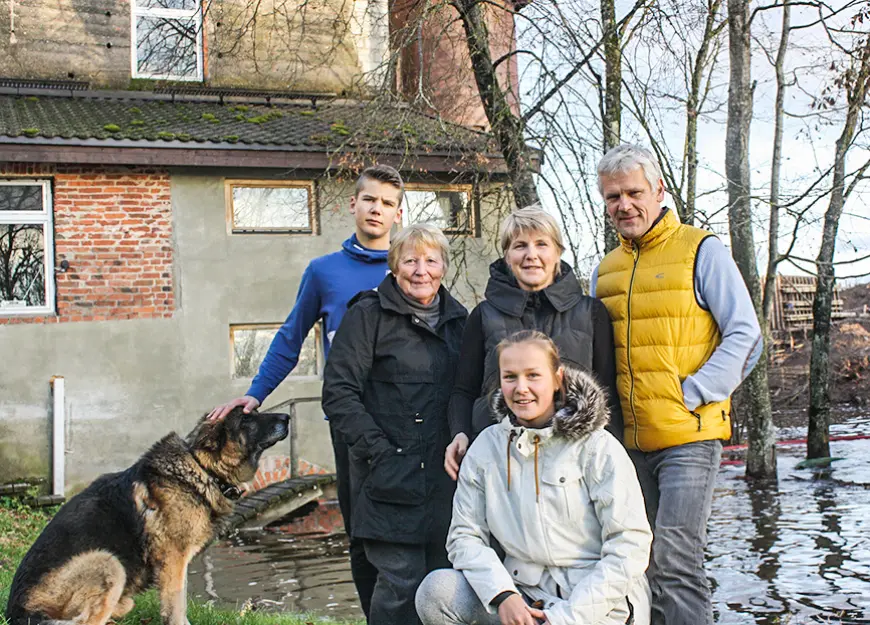 Šalmju ģimene raksta savu lappusi «Jumpravdzirnavu» vēsturē