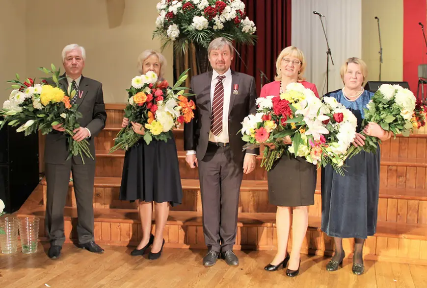 Svētkos sveic «Gada salacgrīviešus»