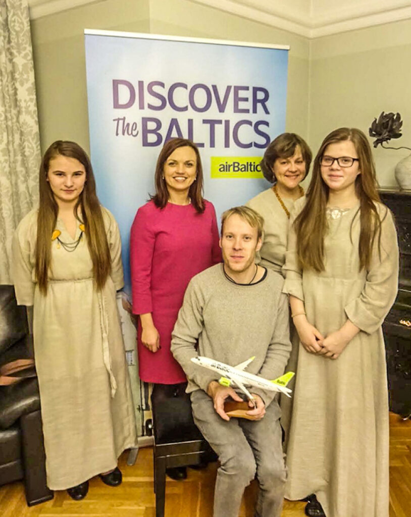 Limbažu «Kokle» piedalās «airBaltic» prezentācijā Dānijā