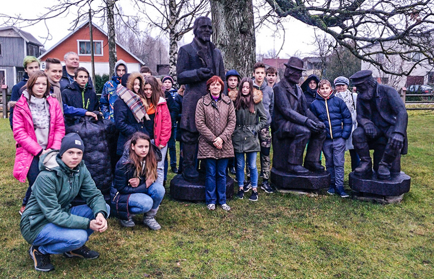 Staiceles skolēni iepazīst zivsaimniecības tradīcijas