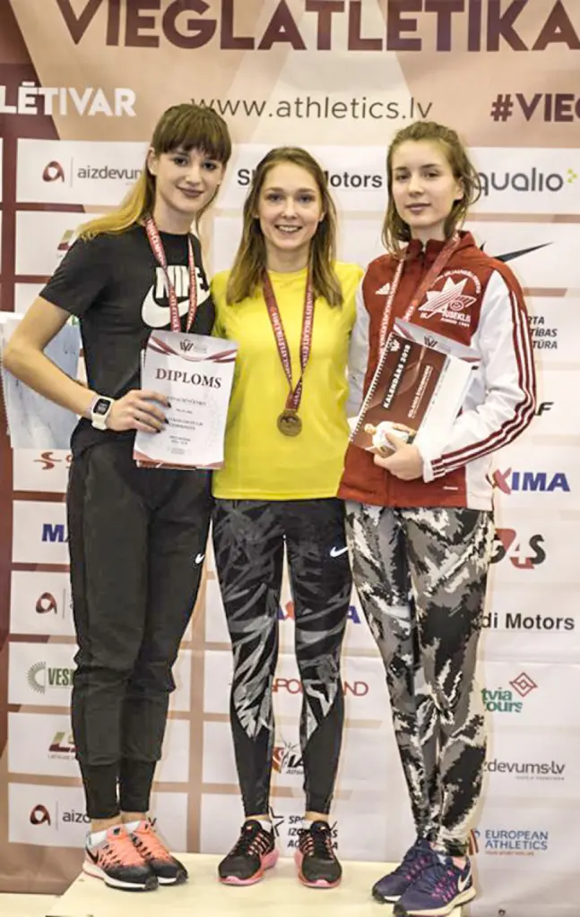 Patrīcija Karlīna Roshofa kļūst par divkārtēju Latvijas junioru čempioni