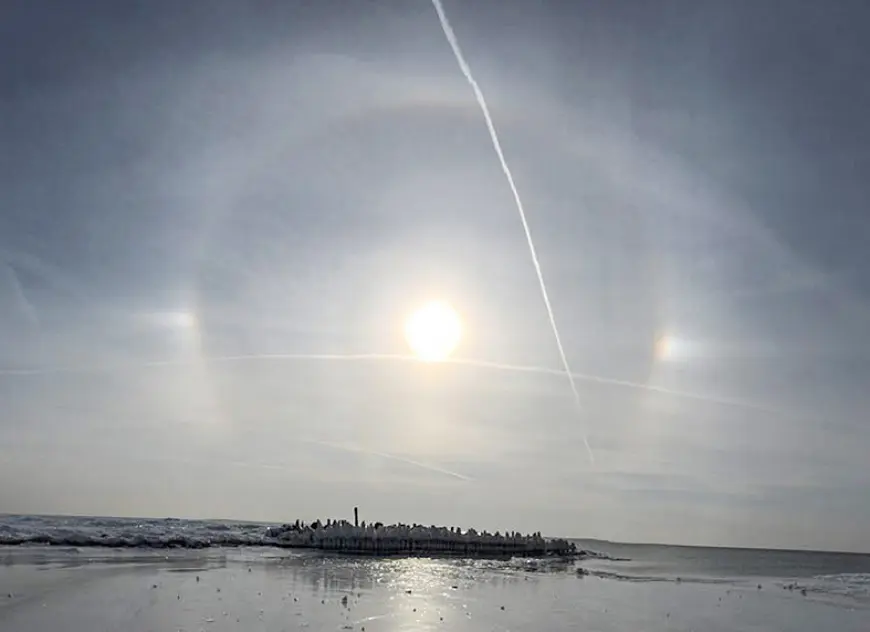 Tūjas pusē novēro Saules halo