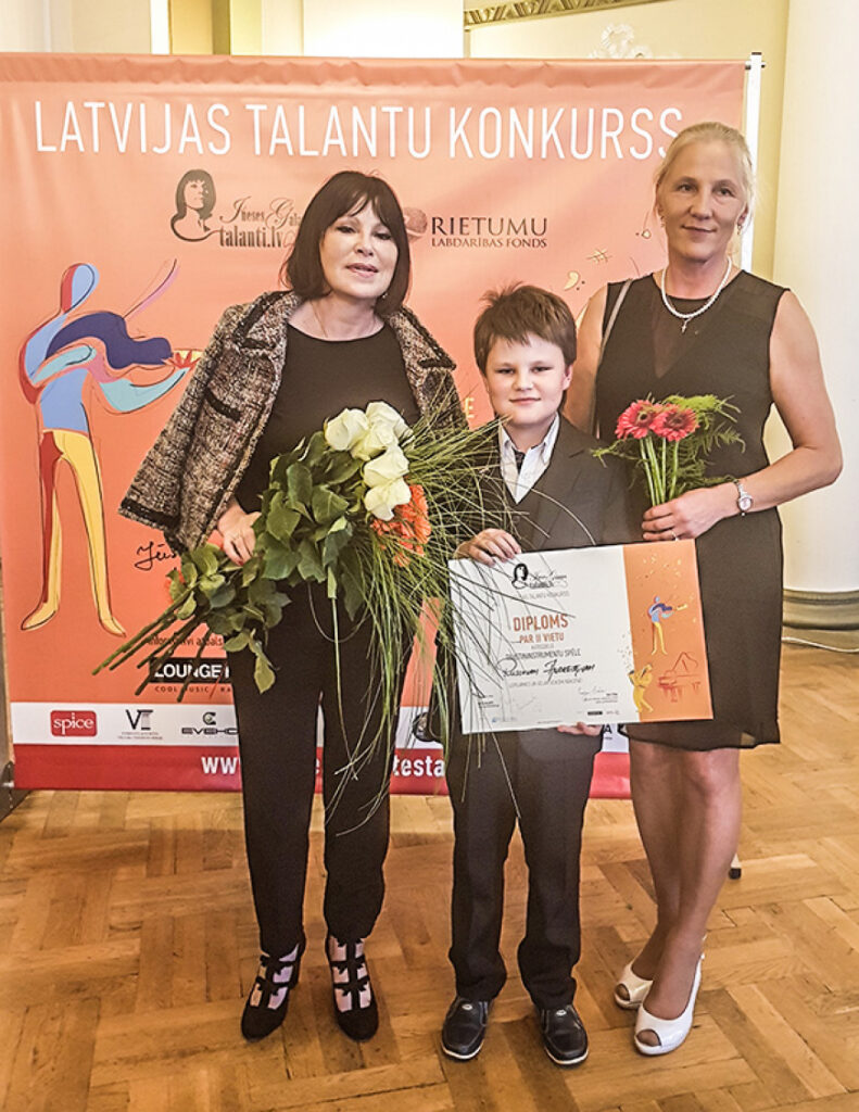 Staicelieša sniegumu novērtē Ineses Galantes talantu konkursa finālā