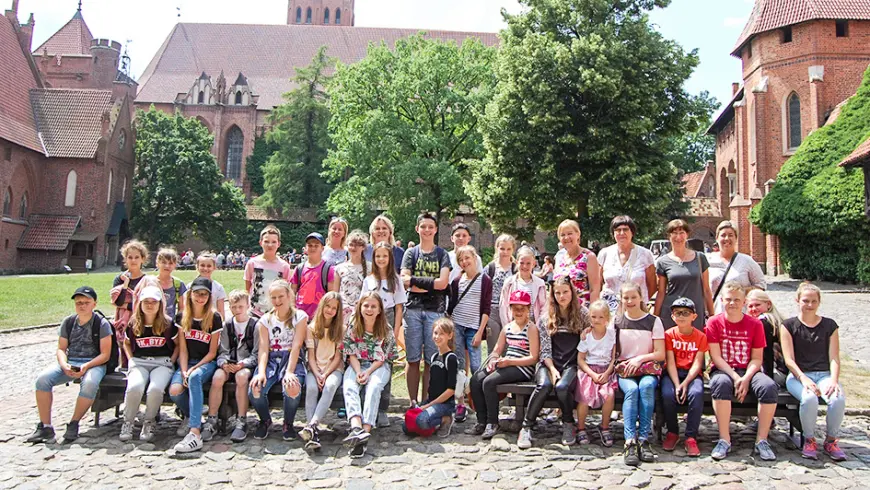 «Saktiņa» un «Pogas» koncertēja un atpūtās Ziemeļpolijā