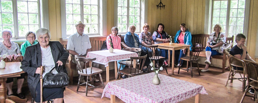 Brīvzemnieku pagasta seniori ekskursijā pa Cēsu pusi