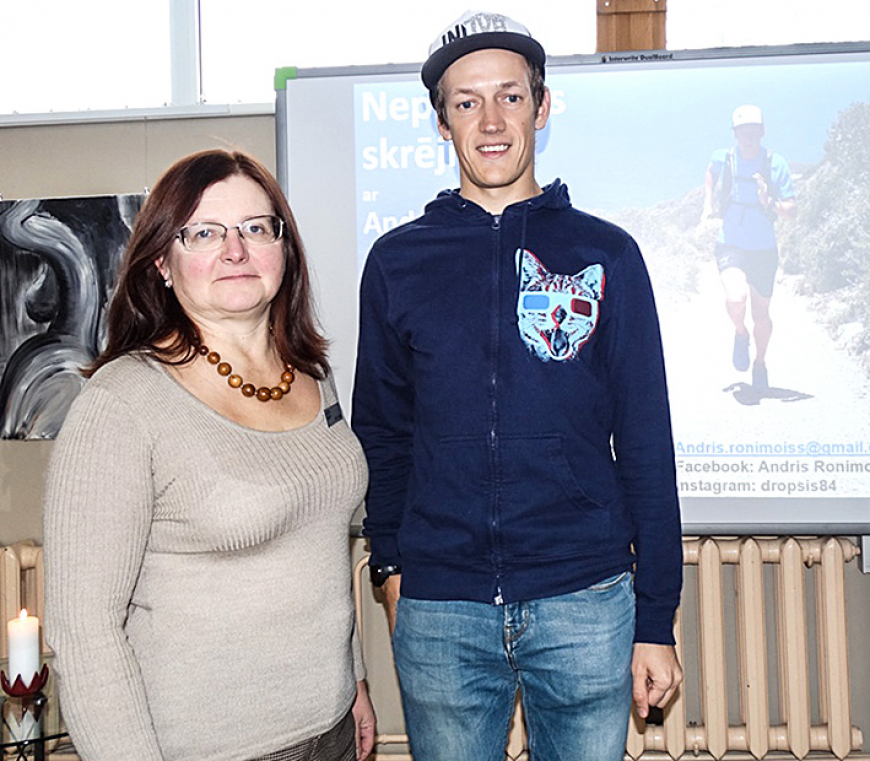 Staiceles bibliotēkā tikšanās ar taku ultramaratonistu Andri Ronimoisu