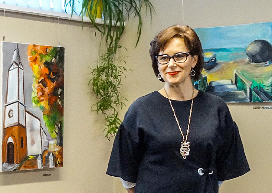 Staiceles bibliotēkā viesojas profesore Angelika Krūmiņa