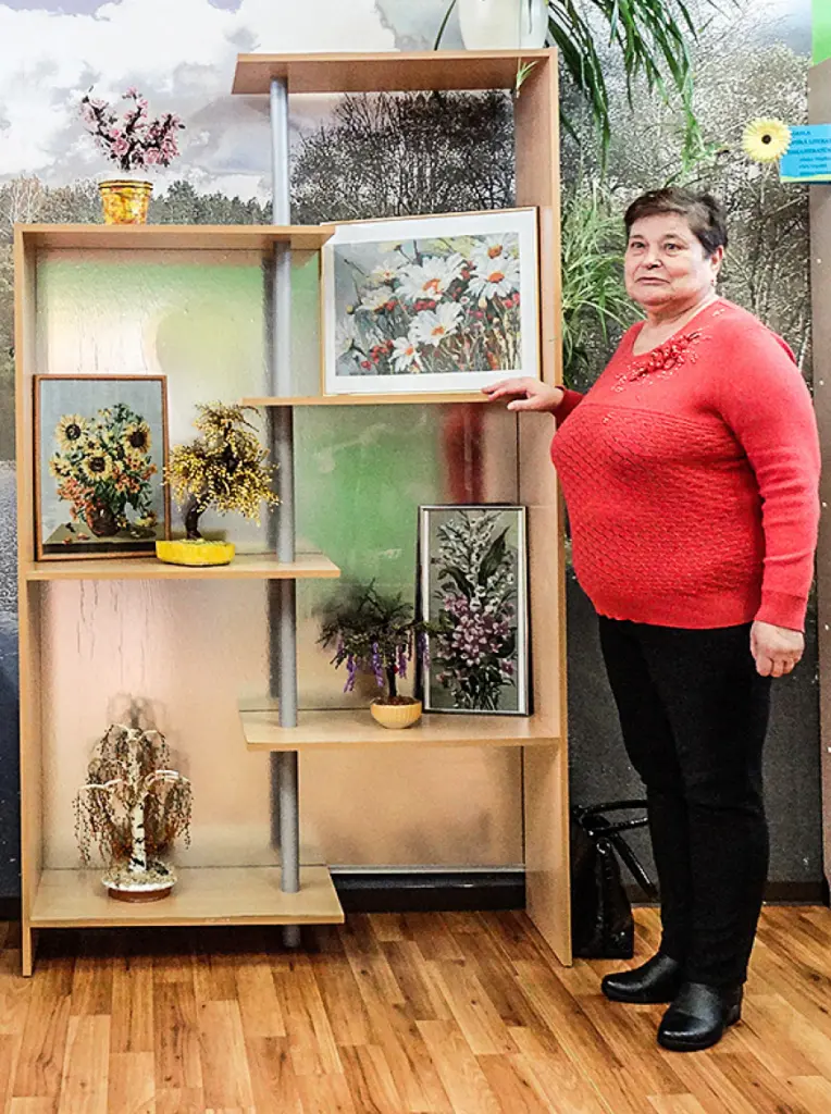 Vīķietes rokdarbi “uzziedējuši” Staiceles bibliotēkā