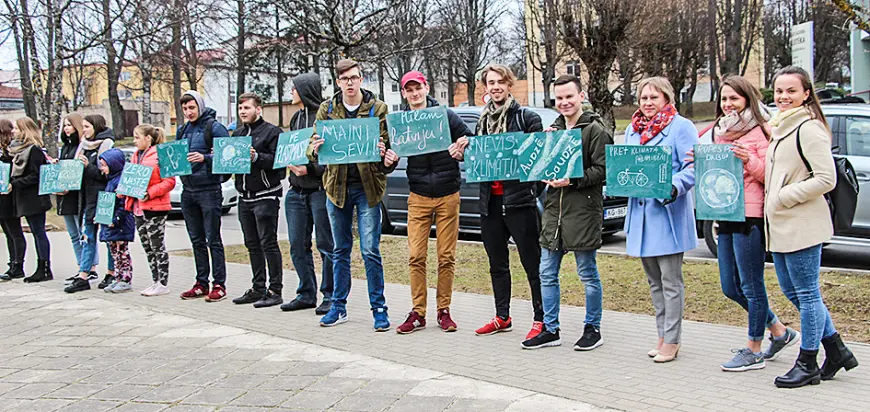 Arī Limbažu 3. vidusskola iesaistās «Baltijas klimata ķēdē»