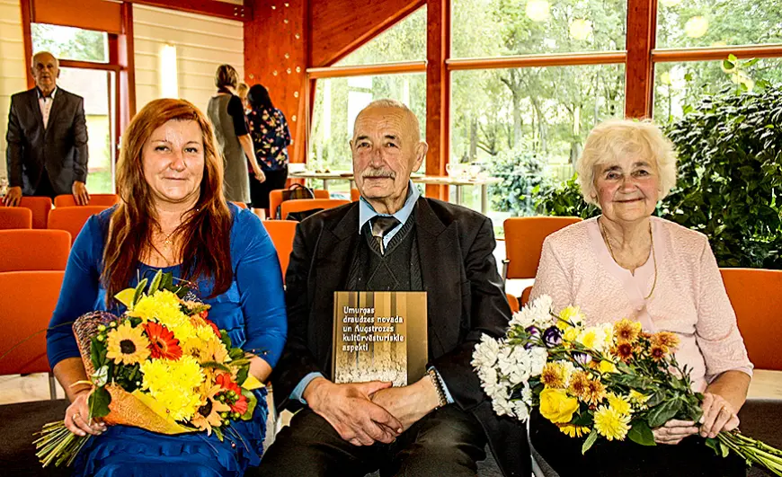 Umurgā atver apjomīgu grāmatu par pagasta vēsturi