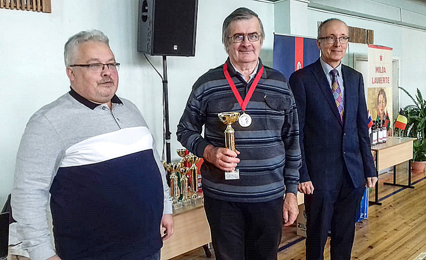 Latvijas senioru čempions ātrajā šahā – limbažnieks