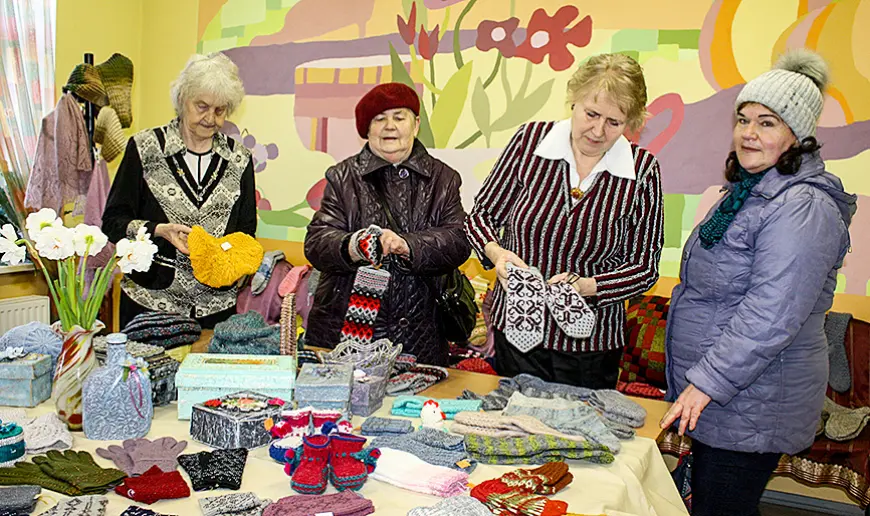 «Gundegas» rāda savu veikumu tradicionālajā rokdarbu izstādē