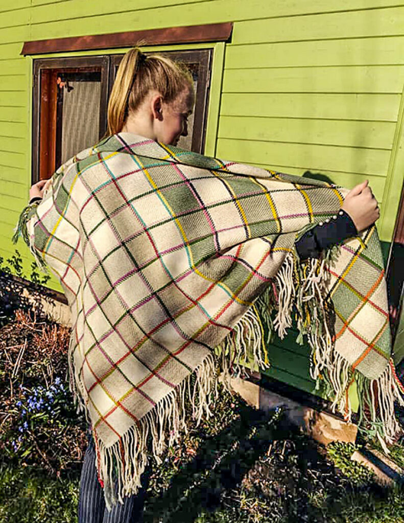 TLMS «Staicele» rokdarbnieces čakli strādā