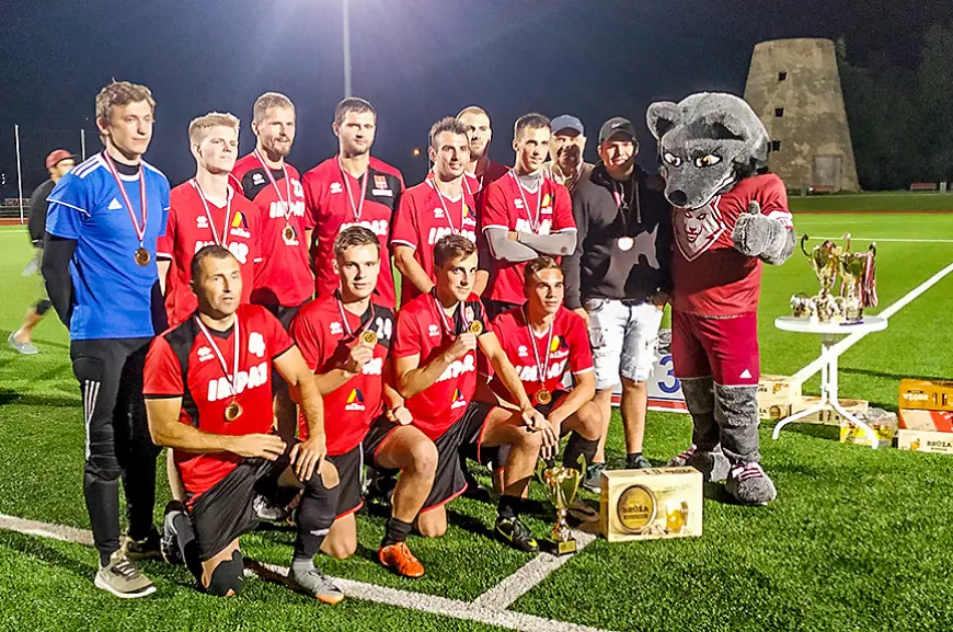 «Impar» futbolisti iegūst čempionu titulu