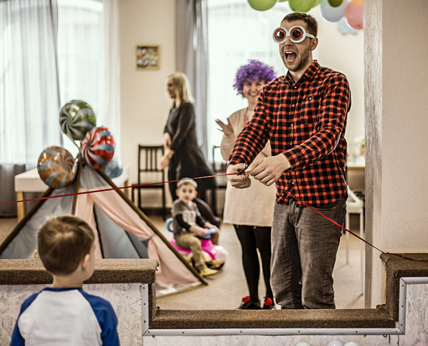 Bērnu pasākumu vieta «Klubiņš» Limbažos – Kalniņu ģimenes prieks
