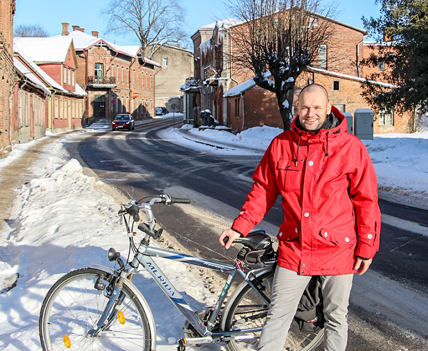Lai ielas būtu ērtas un drošas, par infrastruktūras problēmām jārunā skaļi