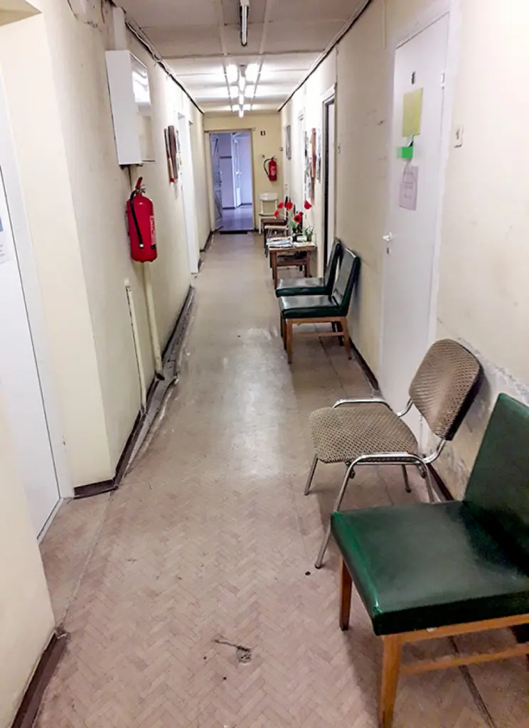 Prioritāte ir ārstniecības iestāde. Īres namam Limbažos, Klostera ielā 4a, jāpagaida