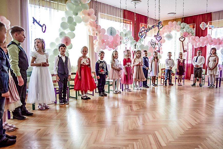Šopavasar “dārziņos” izlaidumi ir svētki bērniem, vecākiem jāturas atstatu