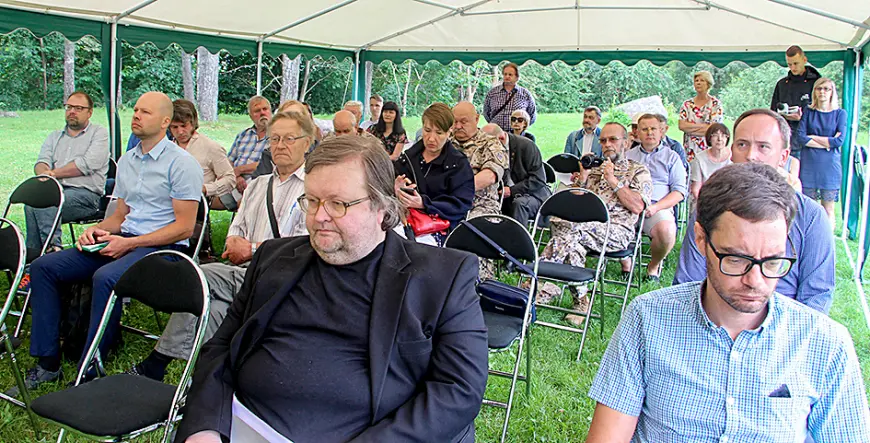 Izprast un saglabāt sociālajā atmiņā