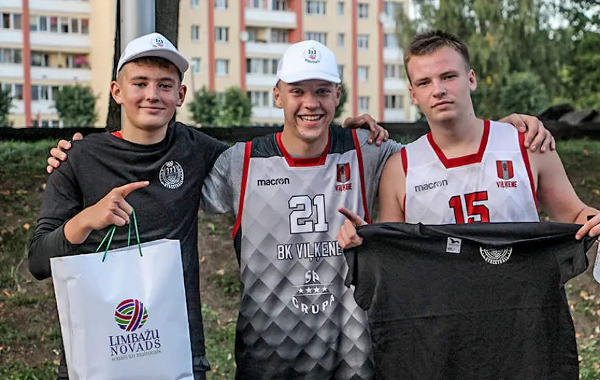 Ar spraigām cīņām noslēdzas OC “Limbaži” vasaras līga 3×3 basketbolā
