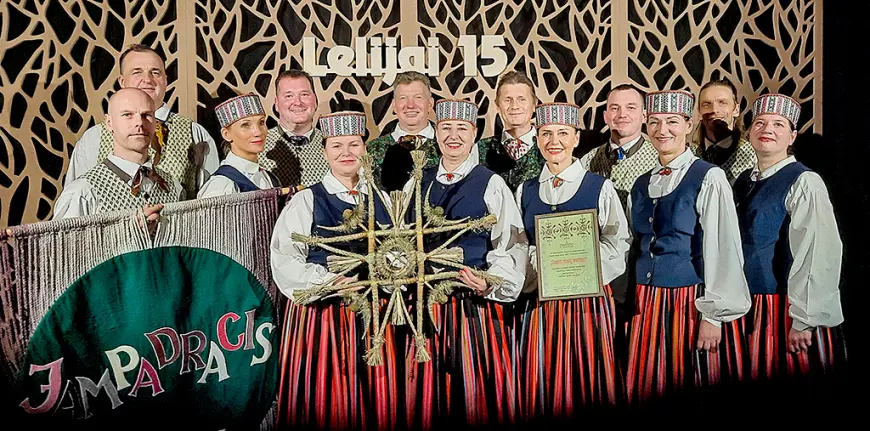 Deju kolektīvs «Jampadracis» atkal izbauda koncerta garšu