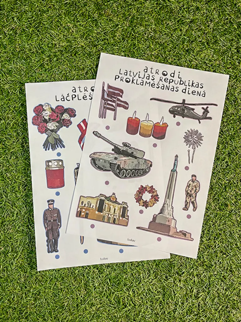 Valsts svētku simbolu medības kopā ar ģimeni
