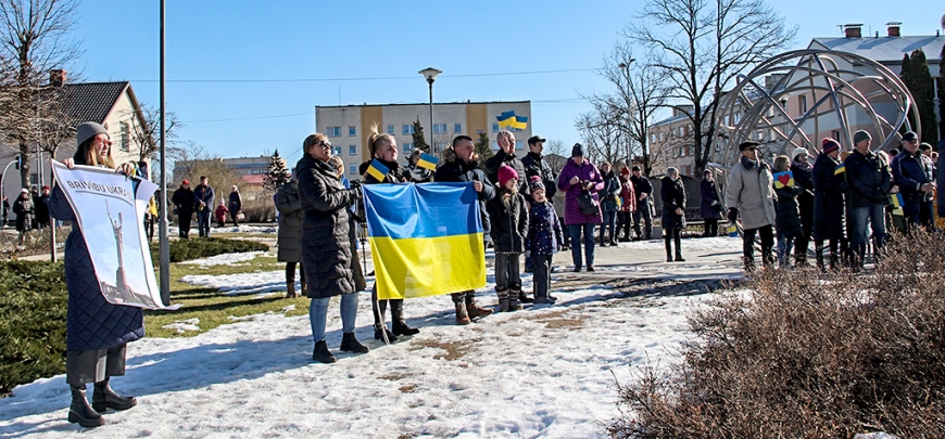 Limbažos atkal izskan atbalsts un lūgšanas par Ukrainu, mieru un brīvību