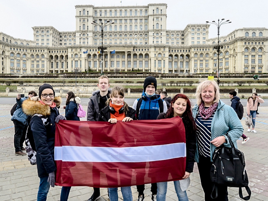 Pāles skolas daudzveidīgo iespaidu pavasaris
