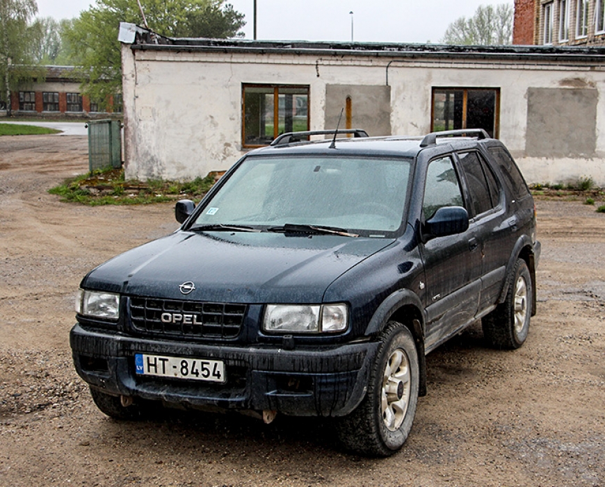 Aicina ziedot automašīnas nogādāšanai Ukrainā