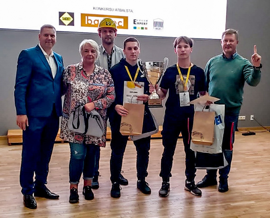 RVT Limbažu teritoriālās struktūrvienības audzēkņi uzvar konkursā «Apdarnieks»