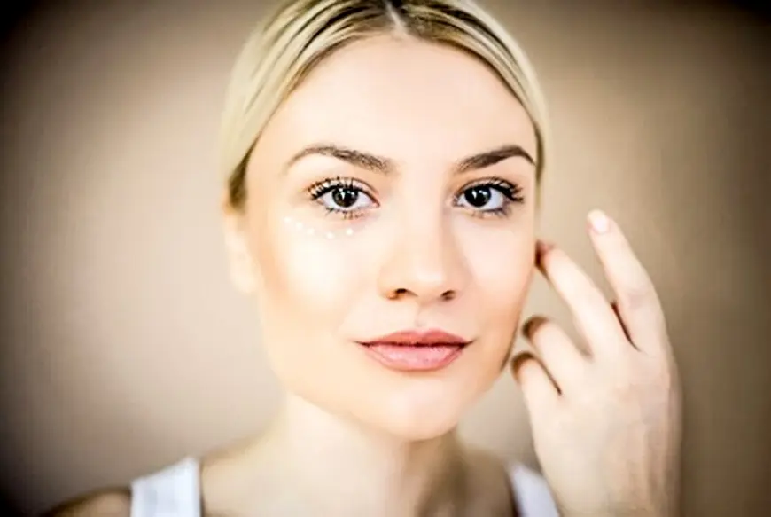 5 ieguvumi regulāras sejas masāžas veikšanai