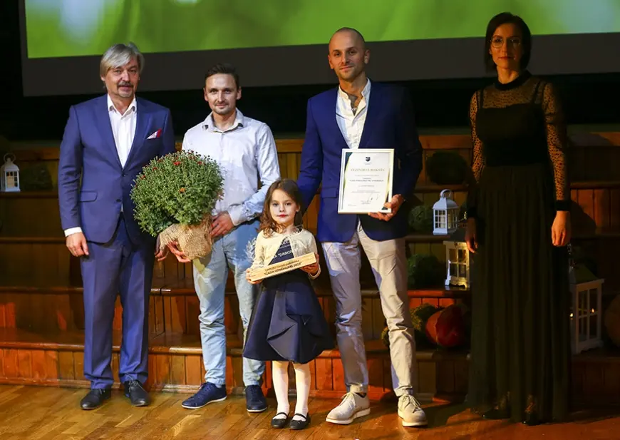 Apbalvoti Limbažu novada Gada uzņēmumi