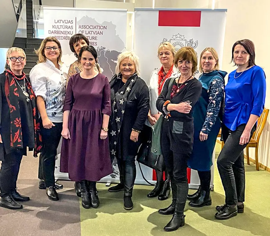 Novada kultūras darbinieki seminārā par kultūras centru lomu