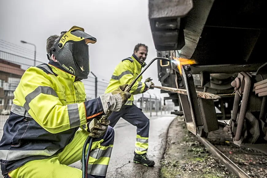Piecas jomas, kurās darba apģērbu serviss uzlabo uzņēmēja un darbinieku dzīvi