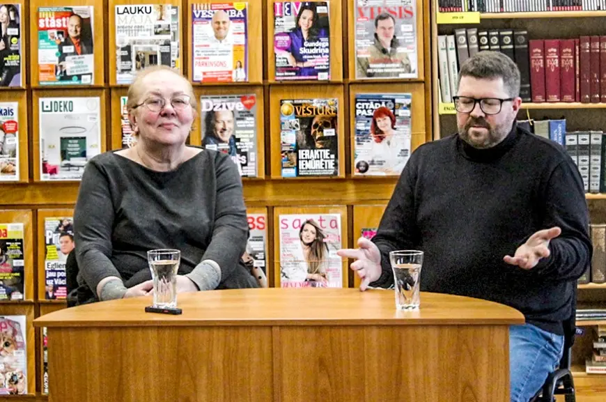 Salacgrīvas bibliotēkā runā rakstošie vīri
