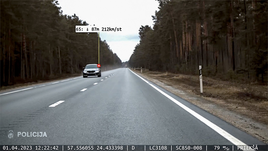 «BMW» pa Tallinas šoseju traucās ar ātrumu 212 km/h