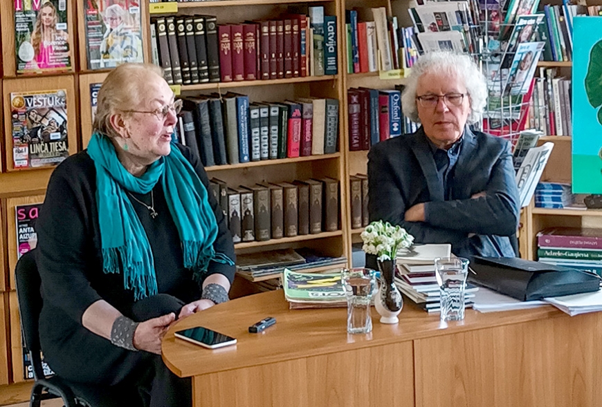 Salacgrīvas bibliotēkā runāja rakstošais vīrs Guntars Godiņš