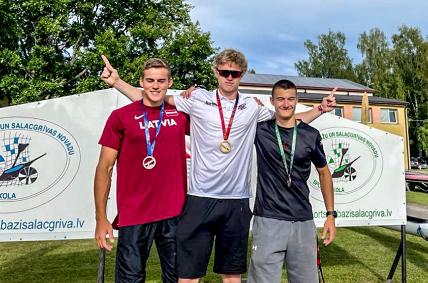 Limbažu Lielezerā izcīna Latvijas čempionu medaļas un tiesības pārstāvēt valsti pasaulē