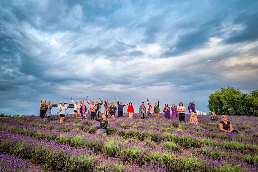 «Lillas Lavender» rīko sajūtu vakaru un noslēdz apmeklētāju sezonu