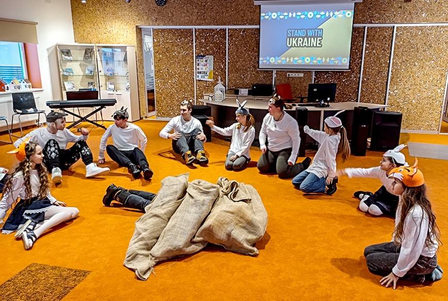 Caur iepazīšanu dod pleca sajūtu ukraiņiem