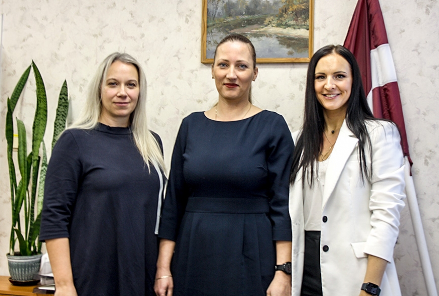 Viņas atklāj noziegumus: apbalvo trīs izmeklētājas no Limbažiem