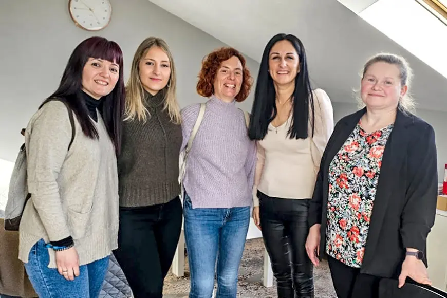 Limbažu novada speciālajā pamatskolā ciemojas pedagoģes no Spānijas